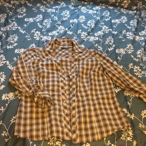 Women’s medium flannel. Never worn